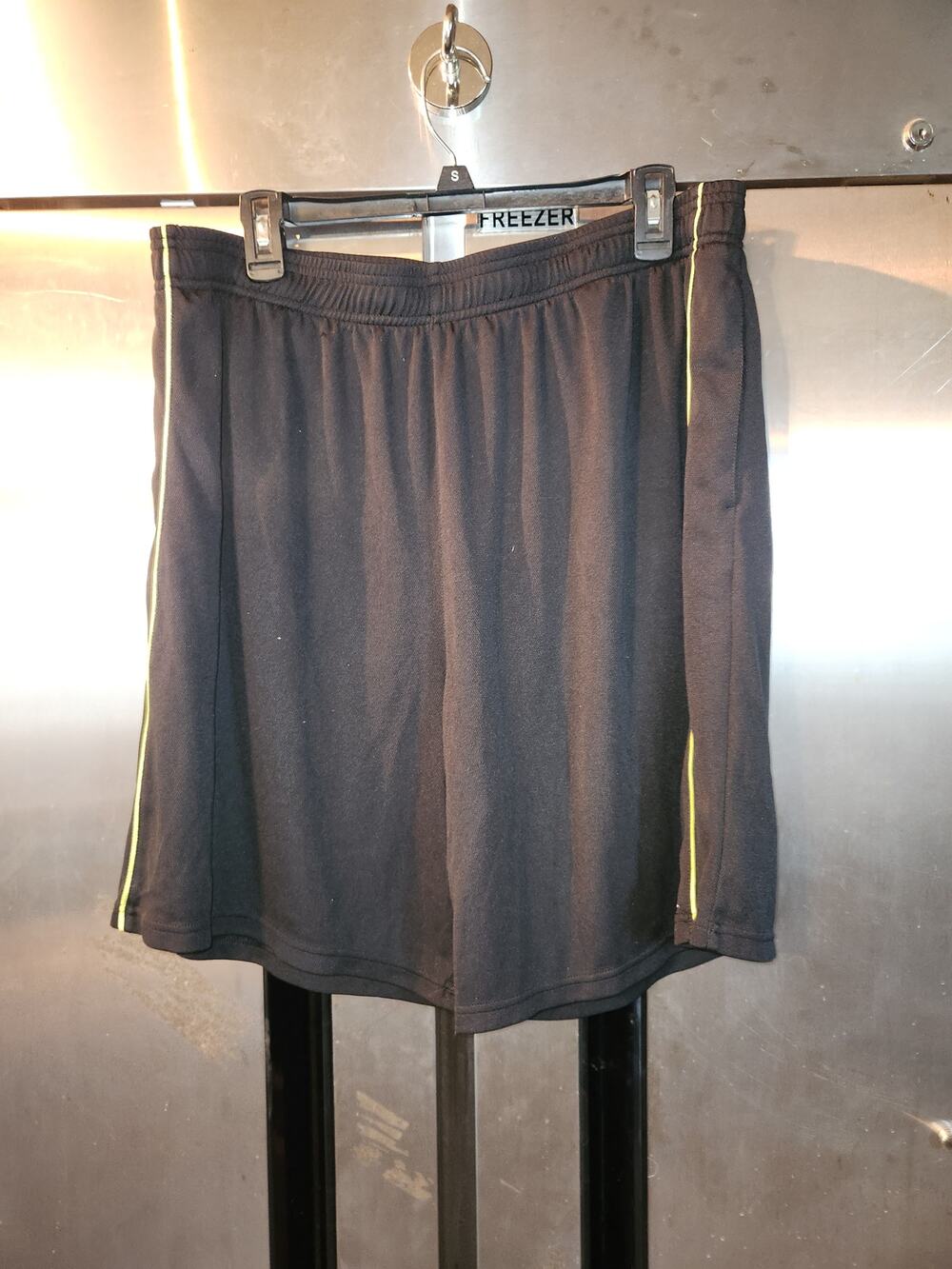 Reebok Speedwick Men's Athletic Shorts 2XL Black Yellow Trim Gym Workout